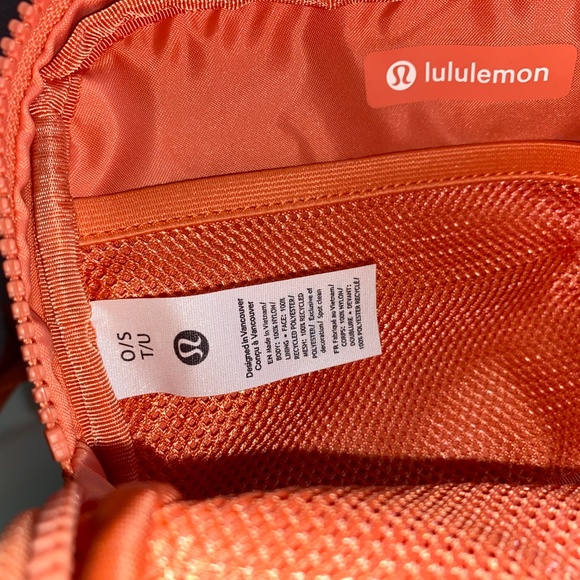 LULULEMON Coral Kiss Everywhere Belt Bag 1L - Picture 8 of 16